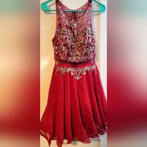 Dancing Queen Size M handstitched jewels with lace mid drift cocktail dress